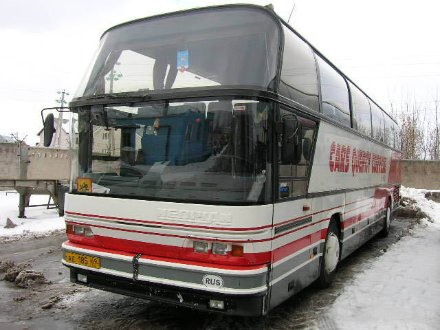 Автобус Neoplan 117